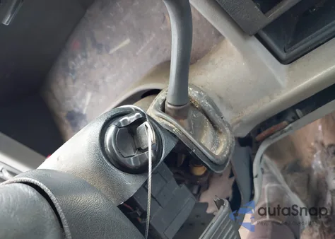 1997 GMC Jimmy Sls из США, поврежденный, VIN 1GKCS13W0V2524634